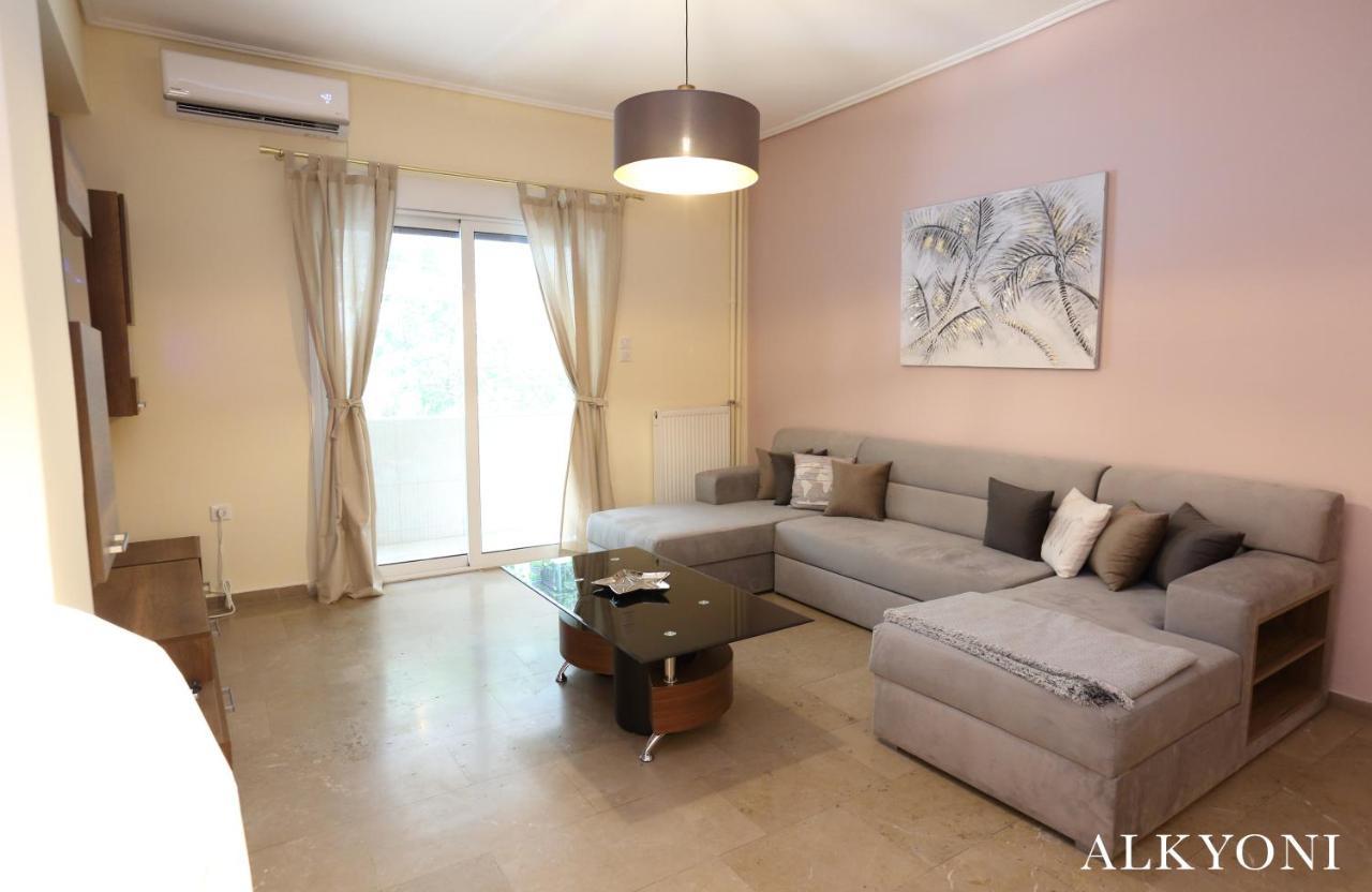 Melma Properties- Alkyoni Apartment By The Sea In بيرايوس المظهر الخارجي الصورة