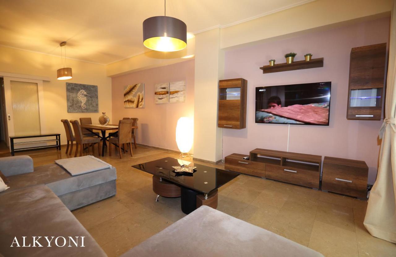 Melma Properties- Alkyoni Apartment By The Sea In بيرايوس المظهر الخارجي الصورة