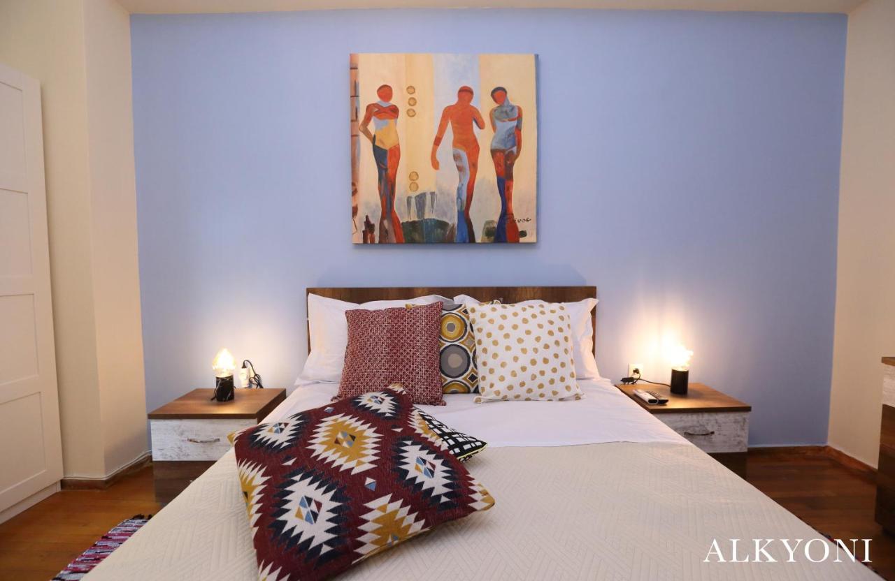 Melma Properties- Alkyoni Apartment By The Sea In بيرايوس المظهر الخارجي الصورة