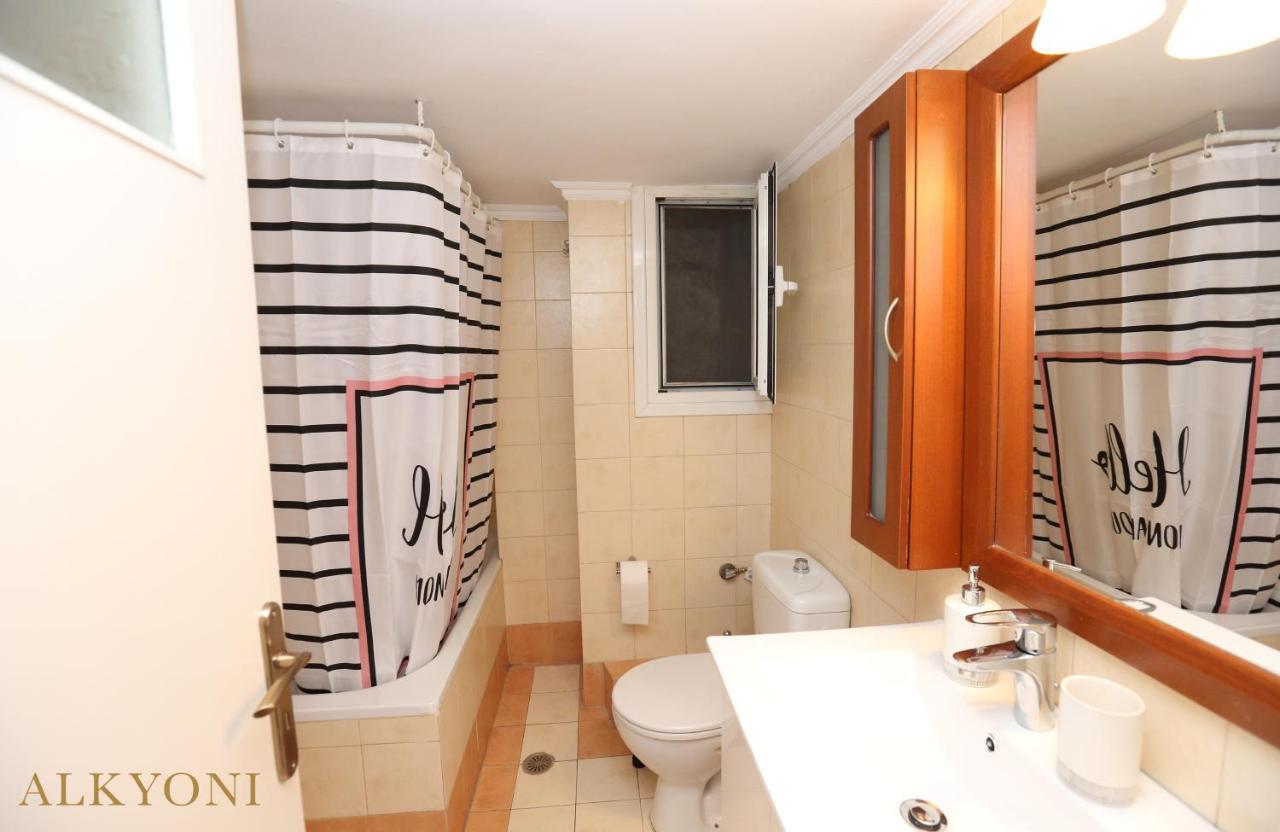 Melma Properties- Alkyoni Apartment By The Sea In بيرايوس المظهر الخارجي الصورة